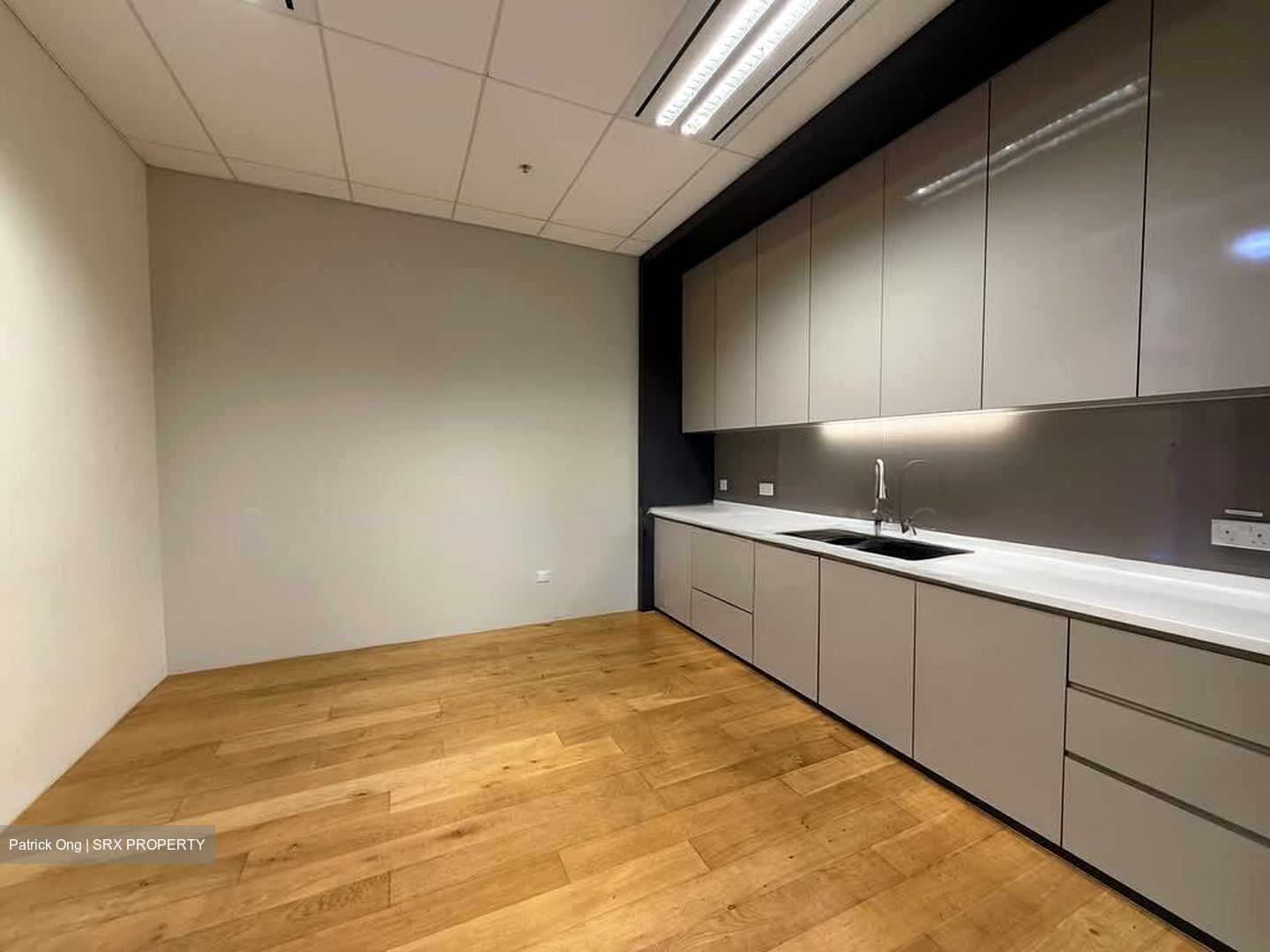 Raffles Place MRT (D1), Office #568099631